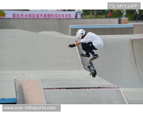 南京滑板队在运动滑板状态排行榜中荣获第七名展现出色竞技实力与团队精神