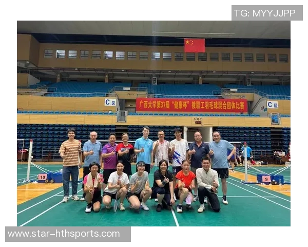 成都羽毛球队在羽毛球节奏排行榜中荣获第六名展现出强劲实力与团队风采